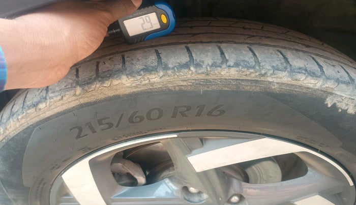 2020 Hyundai VENUE SX 1.0 TURBO IMT, Petrol, Manual, 50,045 km, tyre