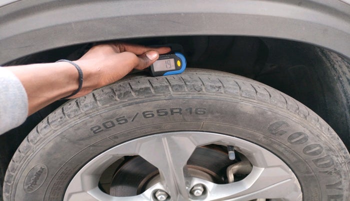 2020 KIA SELTOS HTK PLUS 1.5, Petrol, Manual, 44,407 km, tyre