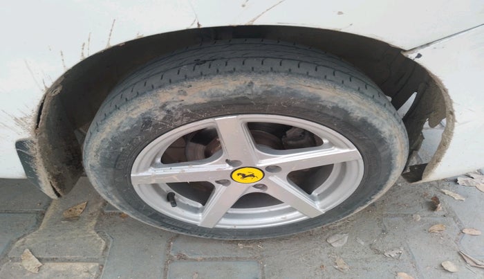 2016 Maruti Wagon R 1.0 LXI, Petrol, Manual, 1,58,480 km, tyre