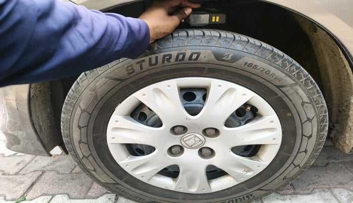 2015 Honda Amaze 1.2L I-VTEC S, Petrol, Manual, 1,04,956 km, tyre