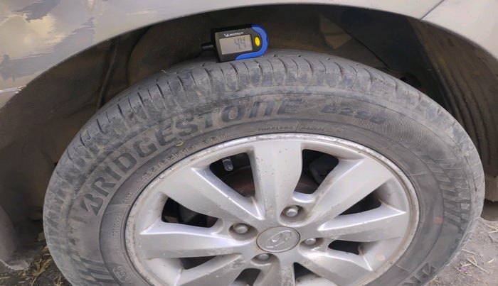 2014 Hyundai i20 ASTA 1.4 CRDI, Diesel, Manual, 1,42,501 km, tyre