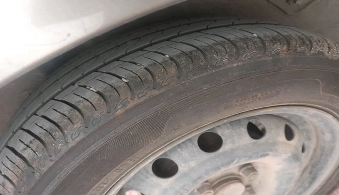 2013 Chevrolet Sail UVA 1.3 LS, Diesel, Manual, 99,848 km, tyre