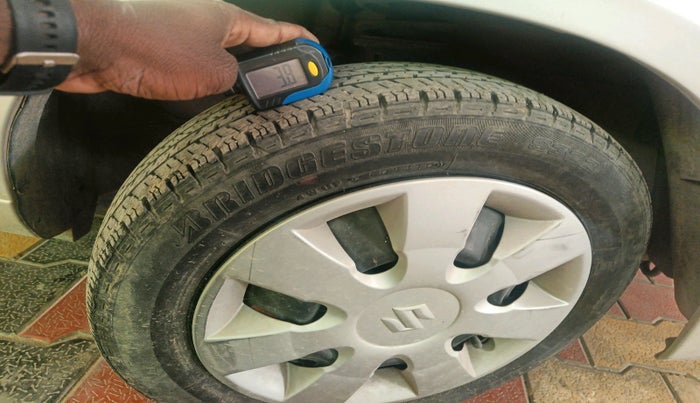 2010 Maruti Alto K10 VXI, Petrol, Manual, 25,732 km, tyre