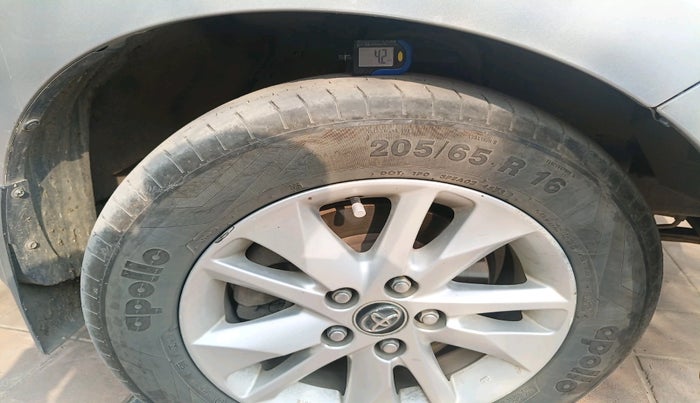 2018 Toyota Innova Crysta 2.8 GX AT 7 STR, Diesel, Automatic, 1,93,916 km, tyre