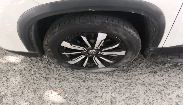 2020 MG HECTOR PLUS SHARP 2.0 DIESEL TURBO MT 6-STR, Diesel, Manual, 76,149 km, tyre