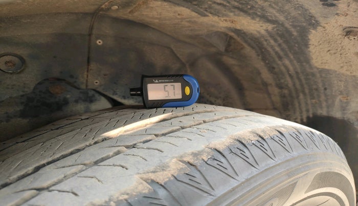 2019 Mahindra XUV500 W11, Diesel, Manual, 49,893 km, tyre