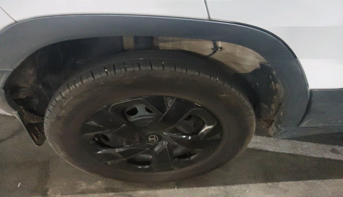 2024 Tata PUNCH ADVENTURE MT, Petrol, Manual, 17,695 km, tyre