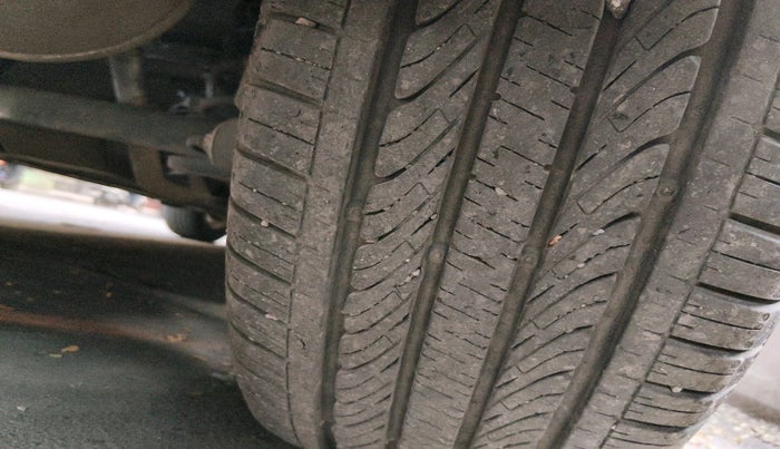 2019 Maruti Ciaz ALPHA  AT 1.5 SHVS PETROL, Petrol, Automatic, 28,934 km, tyre