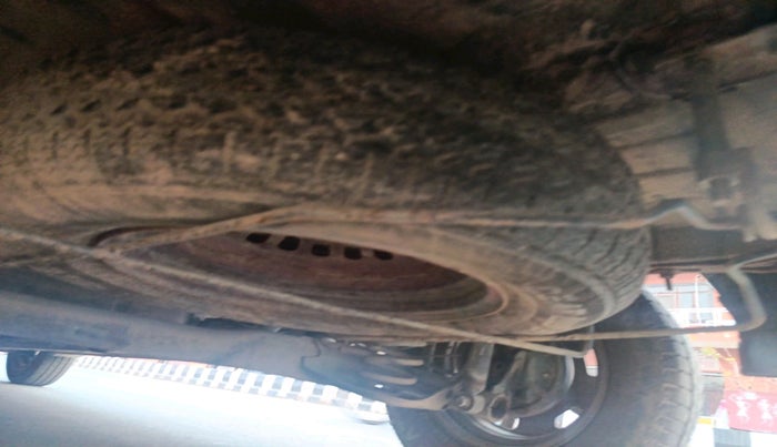 2020 Renault TRIBER RXL MT, Petrol, Manual, 96,228 km, tyre