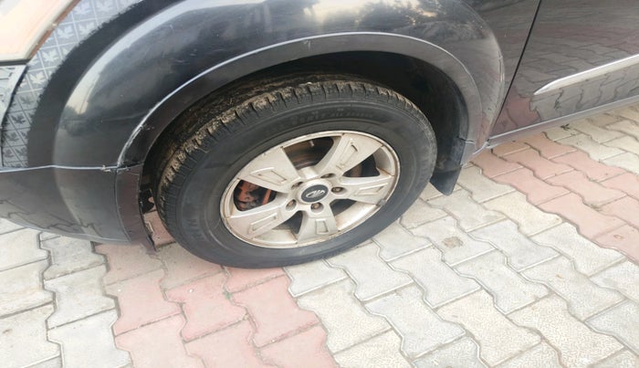 2012 Mahindra XUV500 W8 AWD, Diesel, Manual, 1,27,246 km, tyre