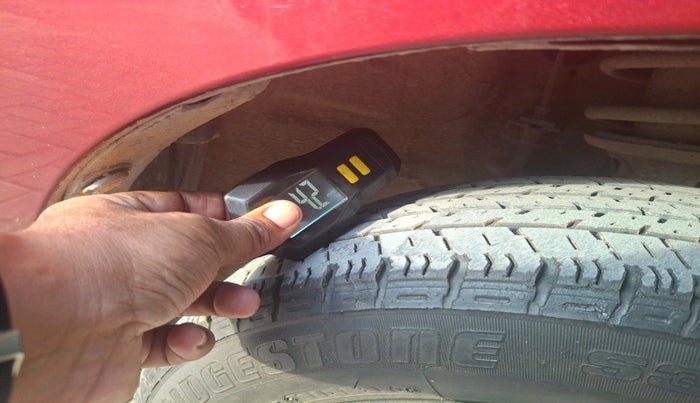 2016 Maruti Alto K10 VXI AMT, Petrol, Automatic, 27,992 km, tyre