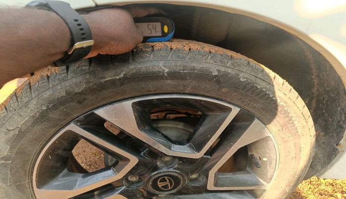 2020 Tata TIGOR XZ PLUS PETROL, Petrol, Manual, 89,132 km, tyre