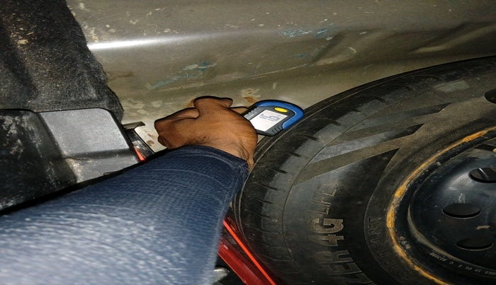 2019 Maruti Dzire VDI, Diesel, Manual, 1,25,377 km, tyre