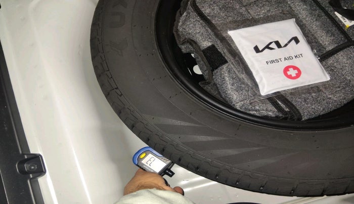 2025 KIA SYROS HTK (O) 1.0 Turbo 6MT, Petrol, Manual, 2,311 km, tyre