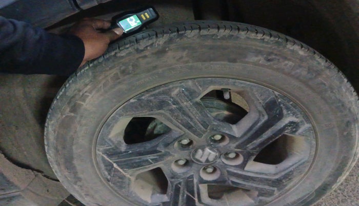 2022 Maruti BREZZA ZXI SMART HYBRID , Petrol, Manual, 36,748 km, tyre