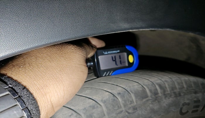 2021 Skoda KUSHAQ STYLE 1.0L TSI AT, Petrol, Automatic, 55,005 km, tyre