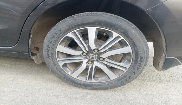 2023 Honda Amaze 1.2L I-VTEC VX, Petrol, Manual, 60,851 km, tyre