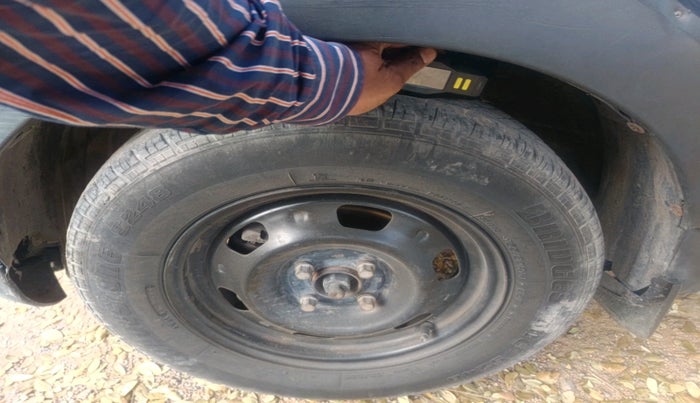 2019 Renault TRIBER RXL MT, Petrol, Manual, 84,890 km, tyre