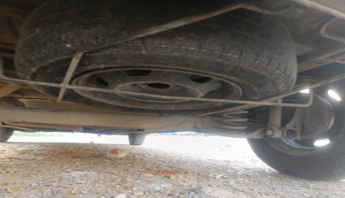 2019 Renault TRIBER RXL MT, Petrol, Manual, 84,890 km, tyre