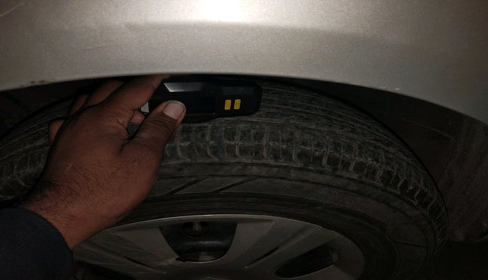 2011 Maruti Ritz VXI, Petrol, Manual, 78,703 km, tyre