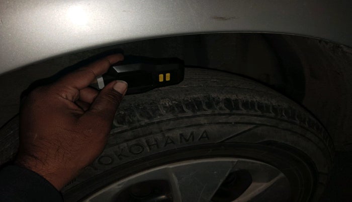 2011 Maruti Ritz VXI, Petrol, Manual, 78,703 km, tyre