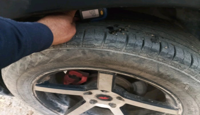 2017 Maruti Vitara Brezza VDI (O), Diesel, Manual, 1,00,223 km, tyre