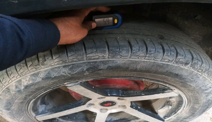 2017 Maruti Vitara Brezza VDI (O), Diesel, Manual, 1,00,223 km, tyre