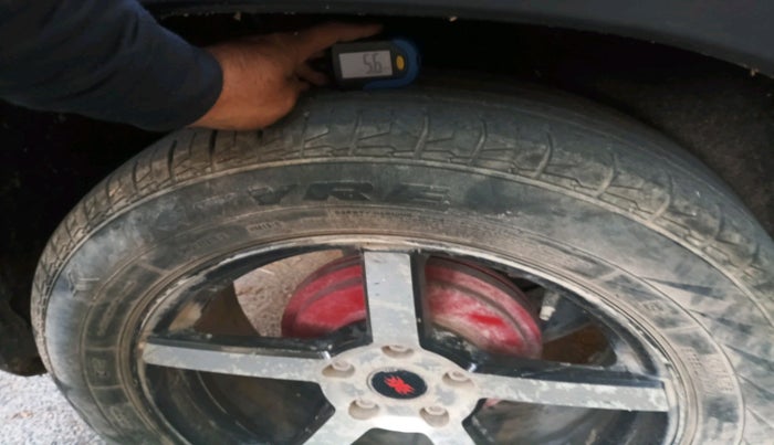 2017 Maruti Vitara Brezza VDI (O), Diesel, Manual, 1,00,223 km, tyre