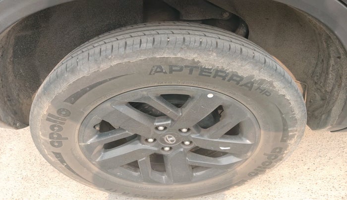 2023 Tata Harrier XT PLUS 2.0L KRYOTEC DARK EDITON, Diesel, Manual, 51,147 km, tyre