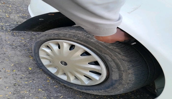 2011 Tata Indigo ECS LS TDI , Diesel, Manual, 1,05,282 km, tyre