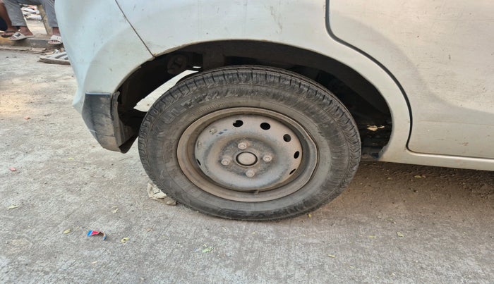 2012 Maruti Alto K10 LXI, Petrol, Manual, 1,23,186 km, tyre