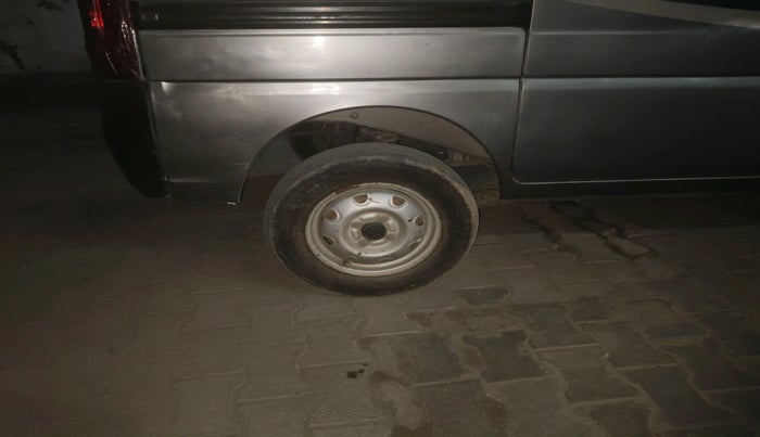 2019 Maruti Eeco 5 STR WITH A/C+HTR CNG, Petrol, Manual, 1,53,662 km, tyre