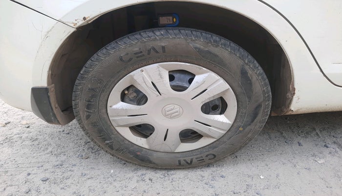 2012 Maruti Swift Dzire VXI, Petrol, Manual, 1,44,384 km, tyre