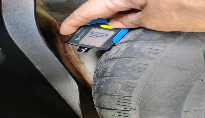 2013 Chevrolet Cruze LTZ AT, Diesel, Automatic, 39,299 km, tyre