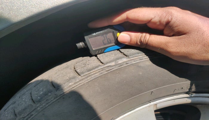 2013 Chevrolet Cruze LTZ AT, Diesel, Automatic, 39,299 km, tyre