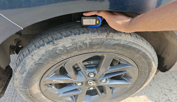 2022 Hyundai GRAND I10 NIOS SPORTZ 1.2 KAPPA VTVT CNG, Petrol, Manual, 53,324 km, tyre