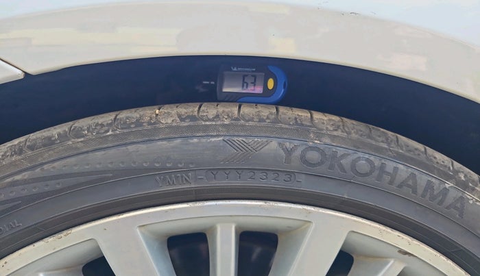 2016 BMW 3 Series  GT 320d Luxury Line, Diesel, Automatic, 91,265 km, tyre