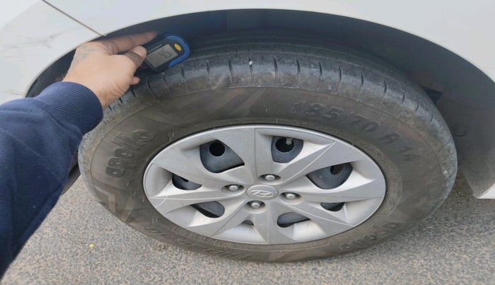 2019 Hyundai Elite i20 MAGNA PLUS 1.2, Petrol, Manual, 65,879 km, tyre