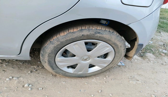 2012 Renault Pulse RXL DIESEL, Diesel, Manual, 1,10,899 km, tyre