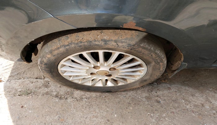 2014 Tata Zest XT PETROL, Petrol, Manual, 1,13,909 km, tyre