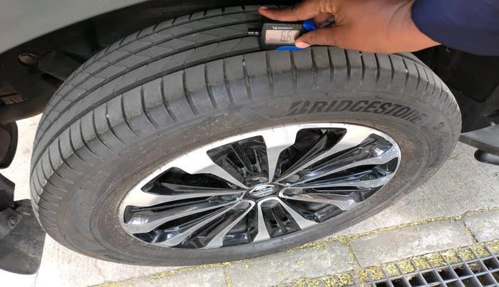 2021 MG GLOSTER SAVVY 6 STR 2.0 TWIN TURBO 4WD, Diesel, Automatic, 50,188 km, tyre