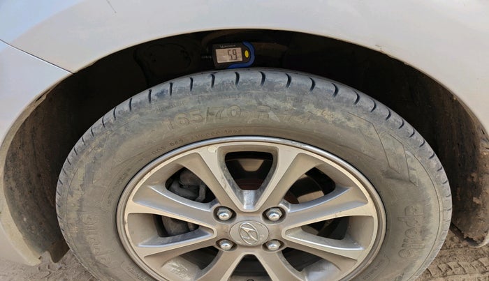 2016 Hyundai Grand i10 ASTA 1.2 KAPPA VTVT, Petrol, Manual, 82,771 km, tyre