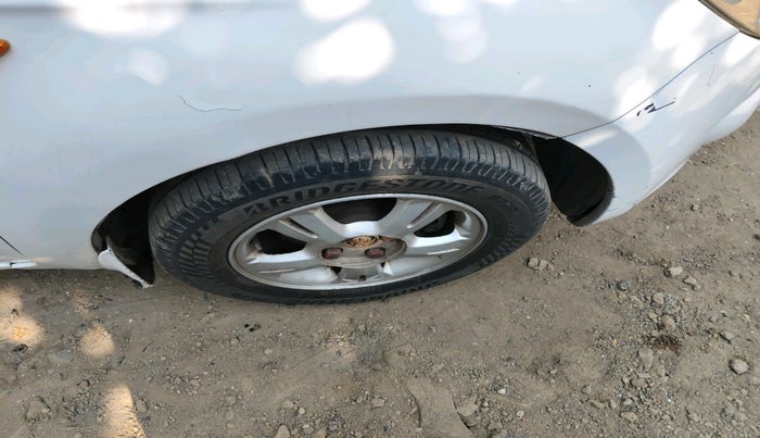 2010 Hyundai i20 ASTA 1.2, Petrol, Manual, 1,05,110 km, tyre