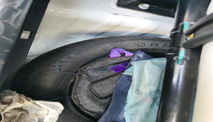 2024 Hyundai GRAND I10 NIOS SPORTZ 1.2 KAPPA VTVT CNG, Petrol, Manual, 51,147 km, tyre