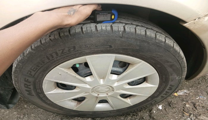 2010 Maruti SX4 VXI CNG, Petrol, Manual, 90,053 km, tyre