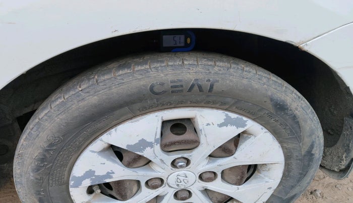 2018 Hyundai Xcent S 1.2 CRDI, Diesel, Manual, 1,29,402 km, tyre