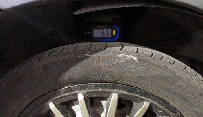 2016 Maruti Wagon R 1.0 LXI CNG, Petrol, Manual, 1,13,614 km, tyre