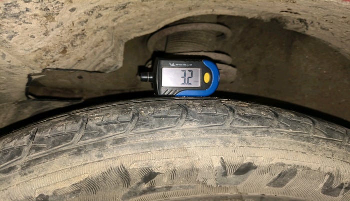 2013 Maruti Swift Dzire VXI, Petrol, Manual, 12,016 km, tyre