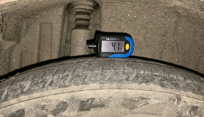 2013 Maruti Swift Dzire VXI, Petrol, Manual, 12,016 km, tyre