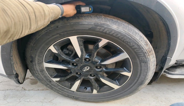 2019 Mahindra XUV500 W11, Diesel, Manual, 52,195 km, tyre